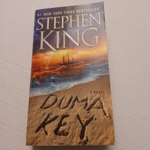4/$30 "Duma Key" by Stephen King - Paperback Book